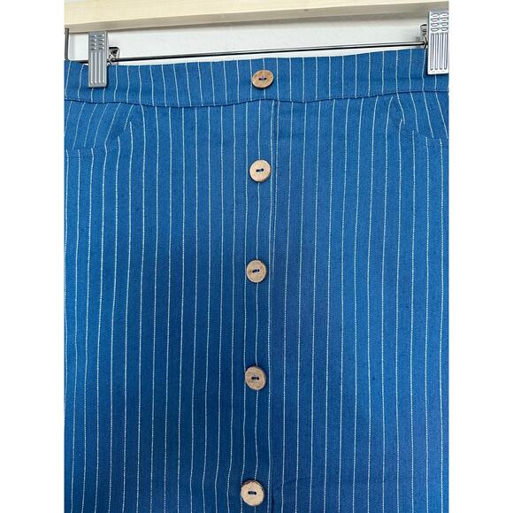 Bailey's Blossom Blue Pin Strips Mini Skirt Size Medium New - Picture 2 of 7